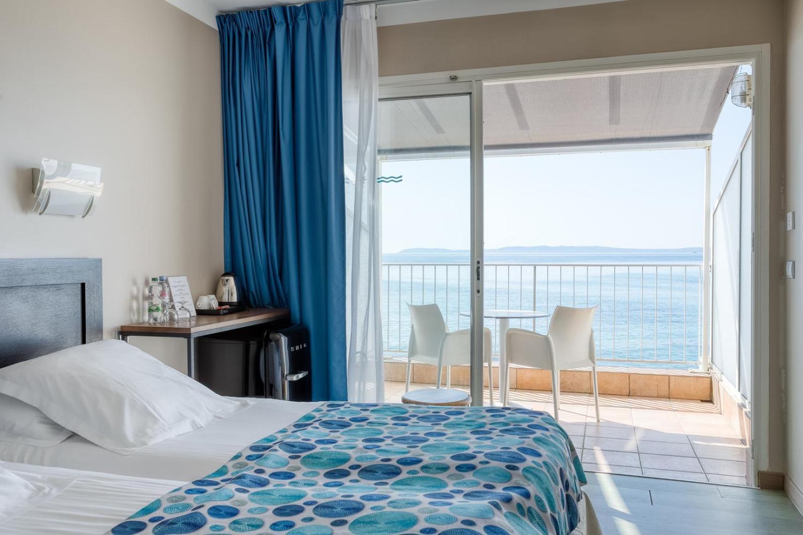 Roc Hotel - Hotel 4 Etoiles Les Pieds Dans L'Eau 르 라방두 외부 사진