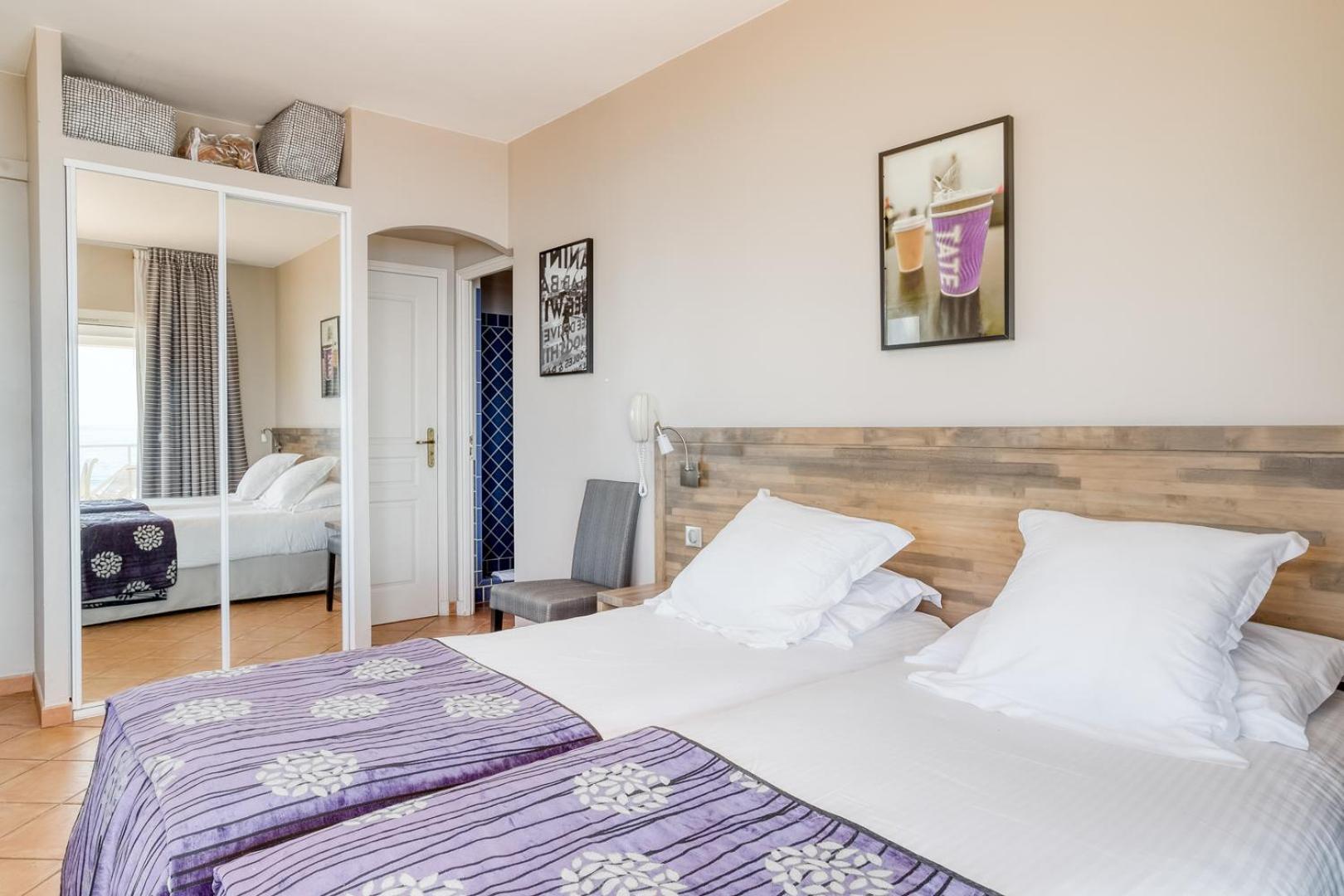 Roc Hotel - Hotel 4 Etoiles Les Pieds Dans L'Eau 르 라방두 외부 사진
